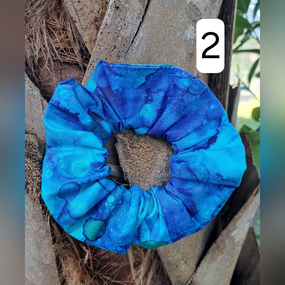 ONE Cotton Scrunchie Hair Tie Abstract Blue Purple Green Prints - Picture 4 of 16